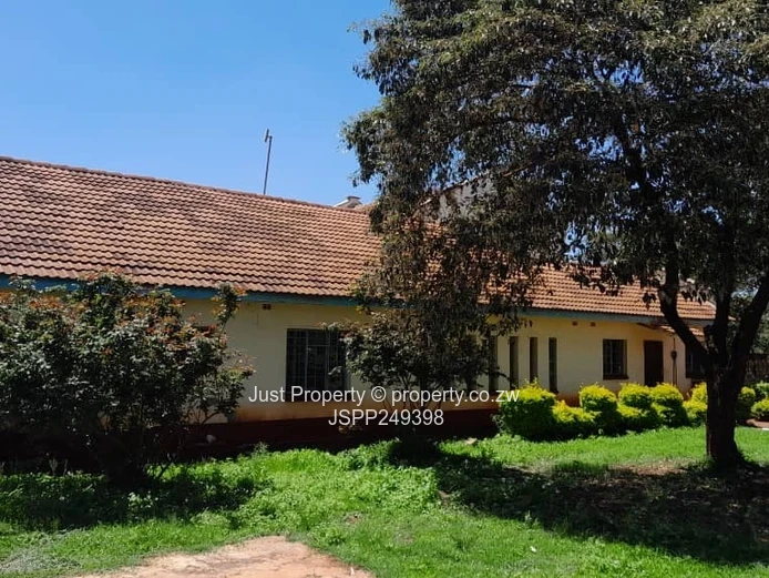 Whitecliff House For Sale - $95000